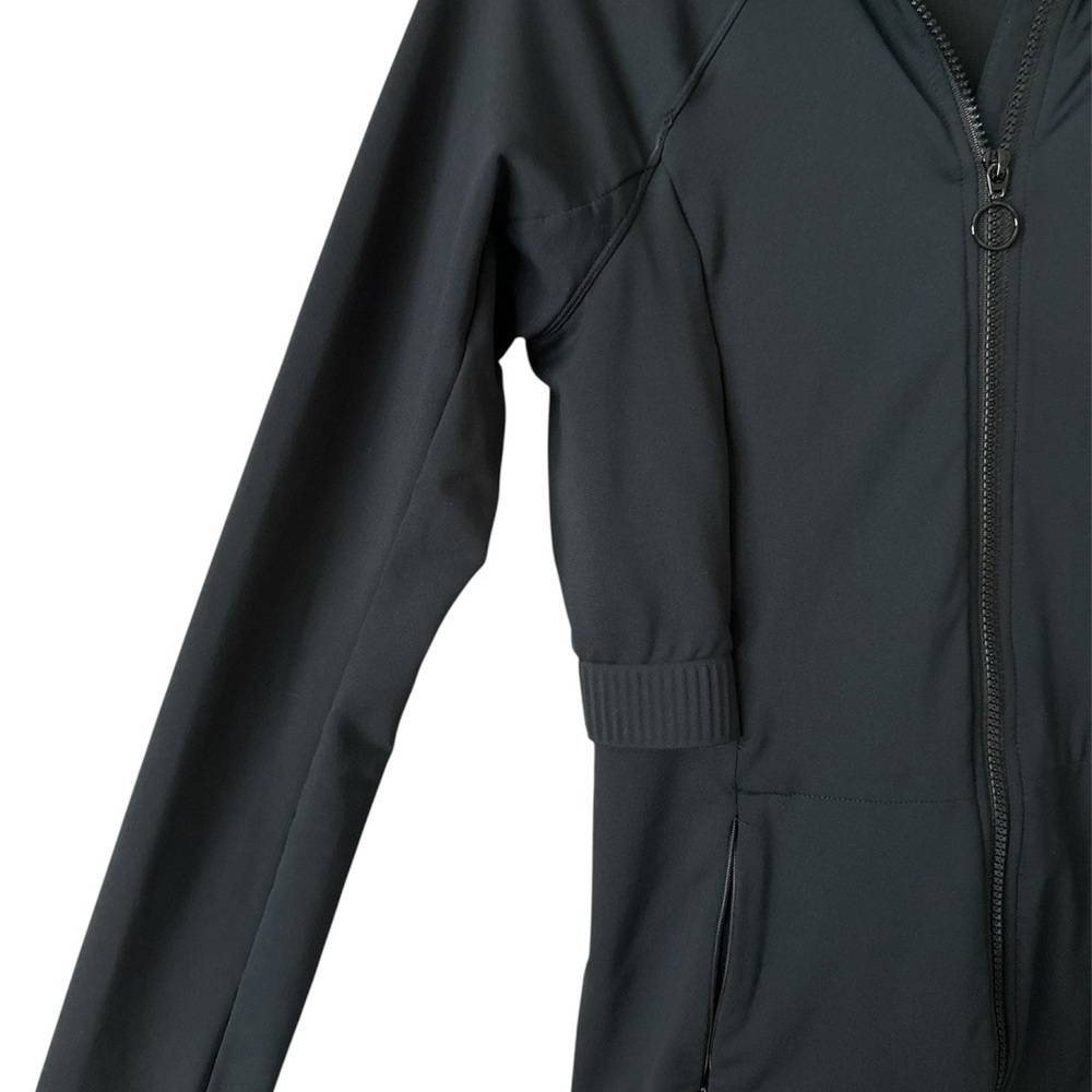 Fabletics Trinity Performance Jacket, size S - Picture 5 of 6